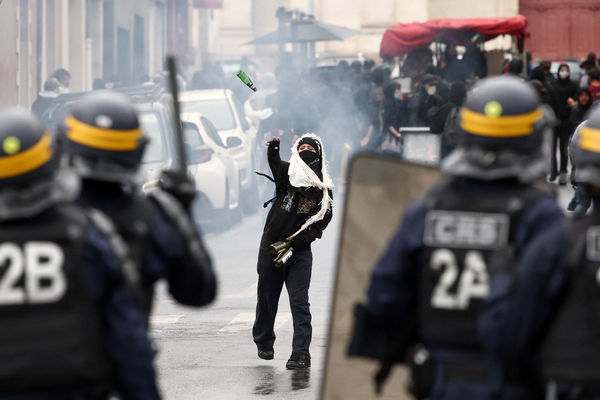 ▲▼ 法國「攔阻一切」（Bloquons Tout）示威抗議活動。（圖／路透）