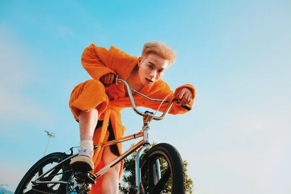 ▲▼ 創作歌手黃號從網路翻唱歌曲發跡。（圖／山夏國際娛樂提供）