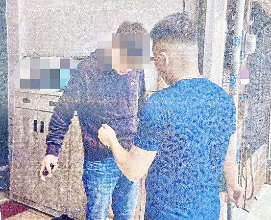 ▲桃園市張姓男子行兇後，中壢警方在楊梅區住處拘提到案。（資料照／中壢警分局提供）