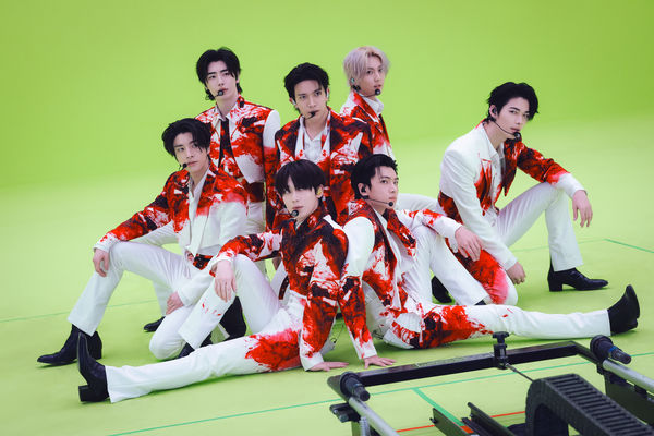 ▲▼近到快貼鼻子！ENHYPEN挑戰VR演唱會　台灣看得到。（圖／威秀提供）