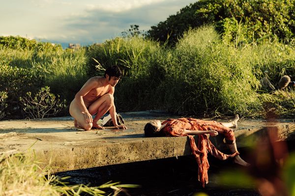 ▲柯泯薰與潘綱大在《河鰻》把身體與情感的邊界赤裸掰開。（圖／底噪影像提供）