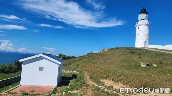 ▲▼東犬燈塔(東莒島燈塔)完成修復重新開放。（圖／航港局提供）