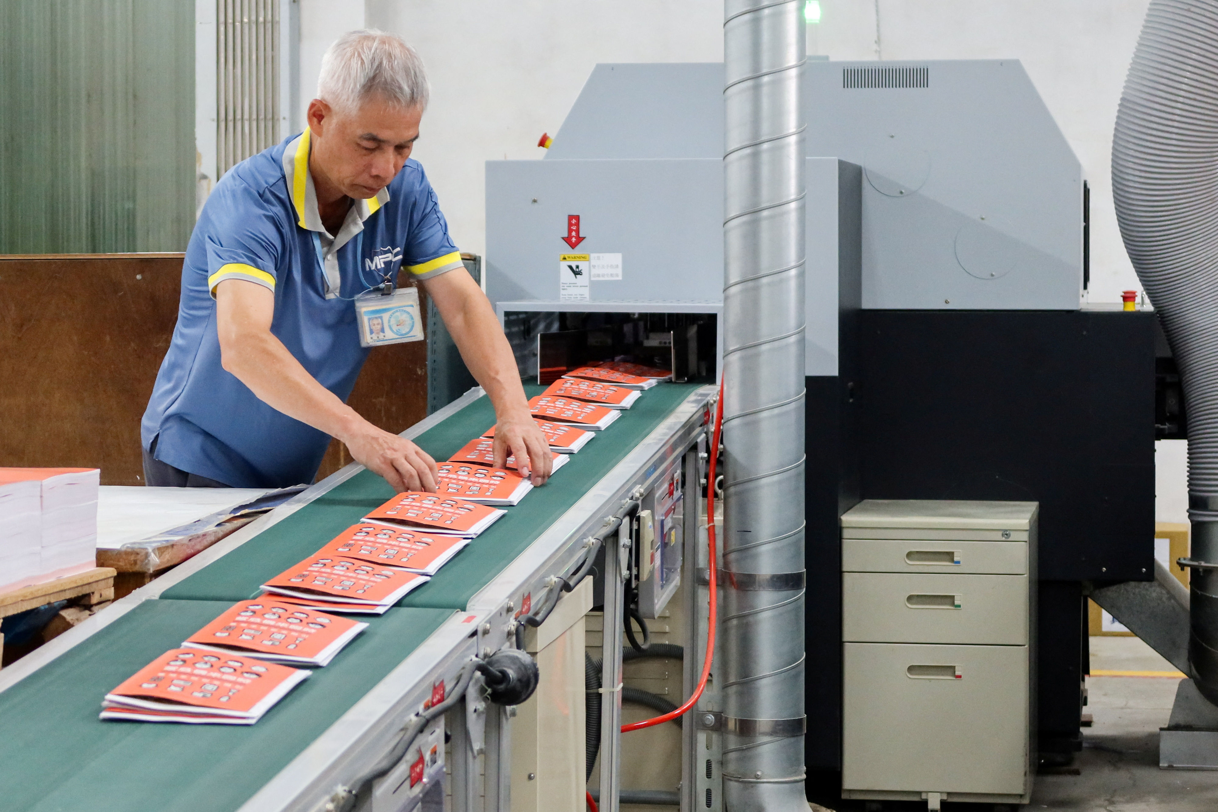 ▲▼台灣即將於下周出版新版「台灣全民安全指引」，國安會副秘書長林飛帆受訪。（圖／路透）