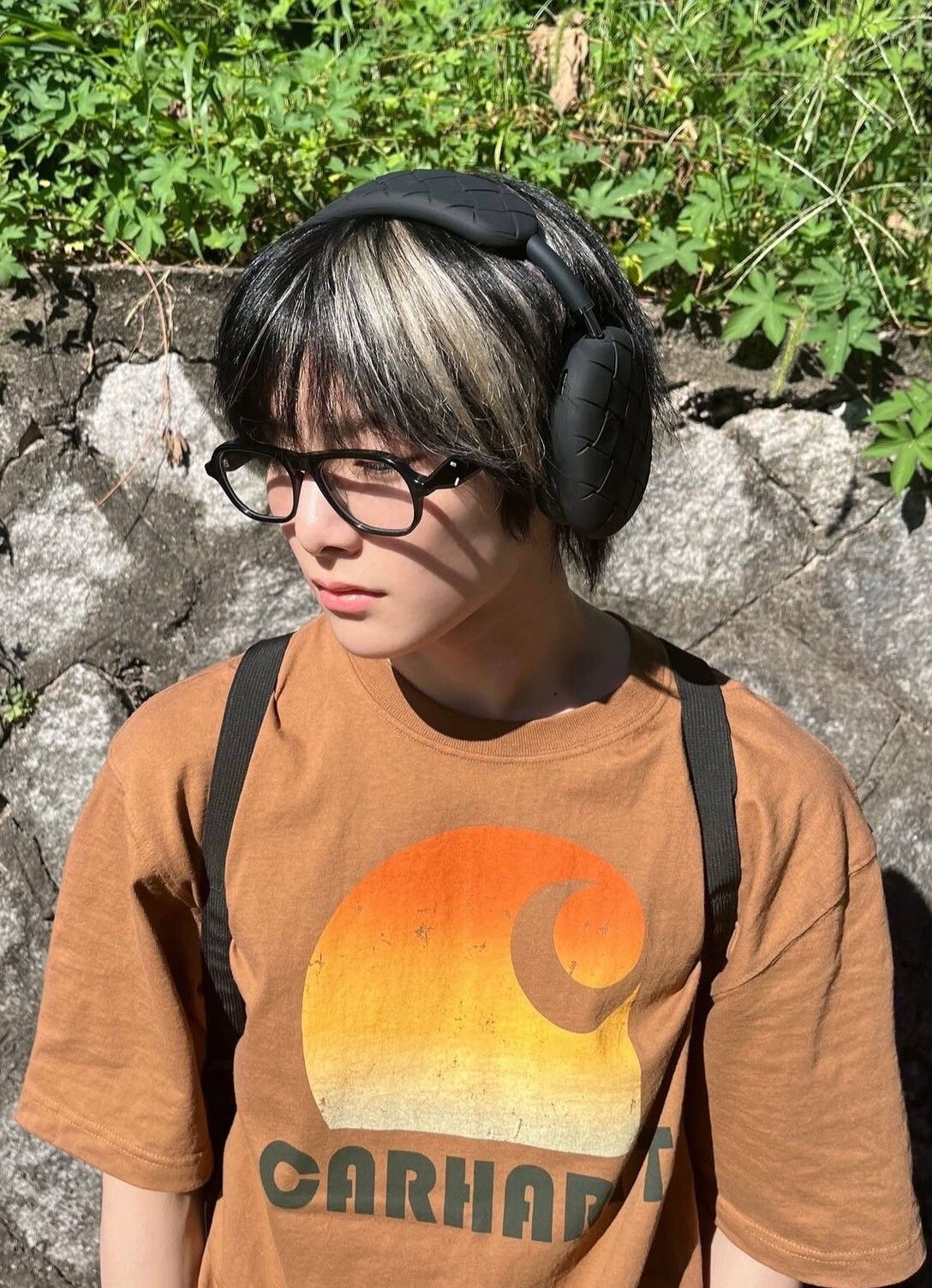 ▲耳罩耳機      。（圖／翻攝自IG、官網）