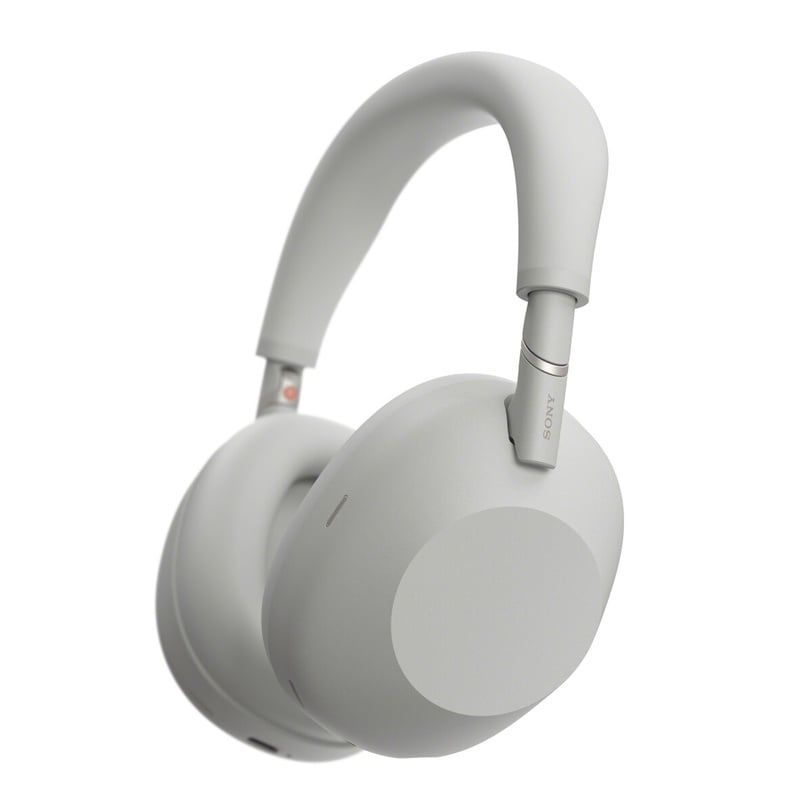 ▲耳罩耳機      。（圖／翻攝自IG、官網）