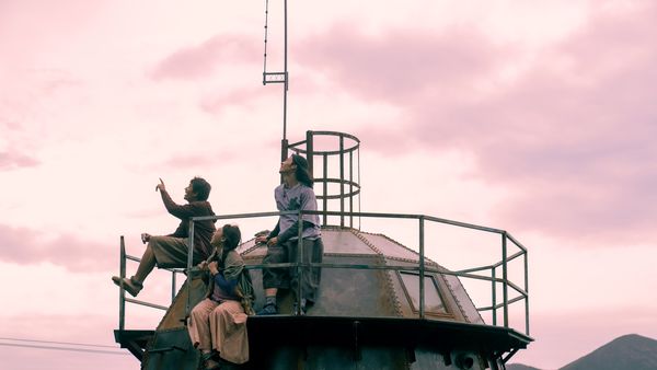 ▲許光漢（右）及袁澧林合作《他年她日》成為年度最具話題銀幕情侶「光林CP」。（圖／甲上提供）