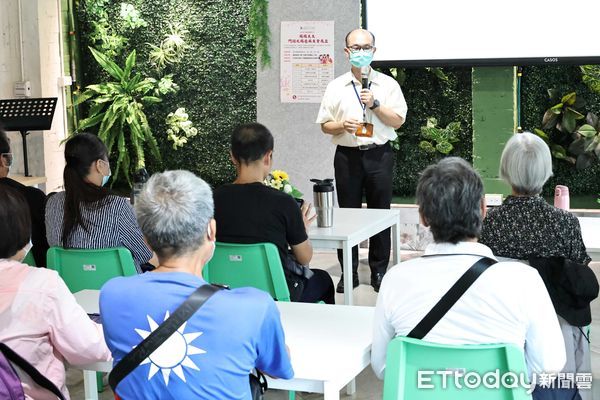 ▲門諾「腸腸久久」病友會成立，醫師林斈府表示要讓患者知道「你不是孤單一人」。（圖／門諾醫院提供，下同）