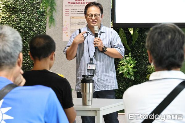 ▲門諾「腸腸久久」病友會成立，醫師林斈府表示要讓患者知道「你不是孤單一人」。（圖／門諾醫院提供，下同）