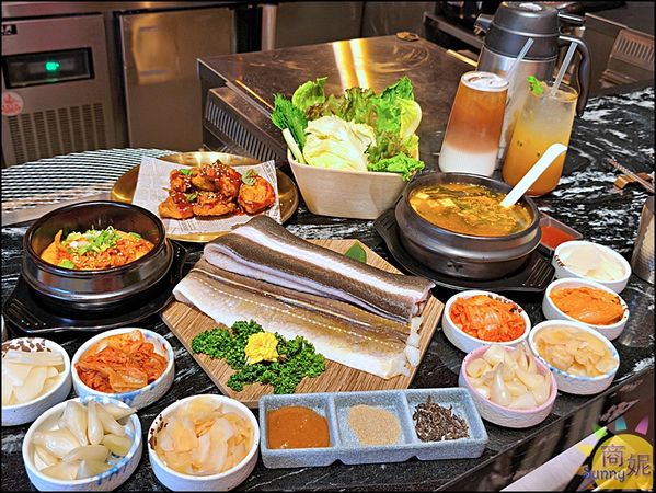 ▲▼台中唯一正宗韓式炭烤鰻魚！專人代烤、小菜湯品生菜無限續，澎湃鰻魚套餐CP值超高。（圖／部落客商妮提供）