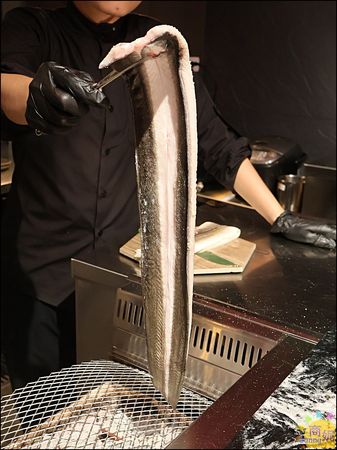 ▲▼台中唯一正宗韓式炭烤鰻魚！專人代烤、小菜湯品生菜無限續，澎湃鰻魚套餐CP值超高。（圖／部落客商妮提供）