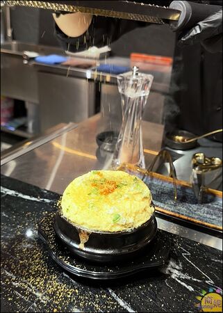 ▲▼台中唯一正宗韓式炭烤鰻魚！專人代烤、小菜湯品生菜無限續，澎湃鰻魚套餐CP值超高。（圖／部落客商妮提供）