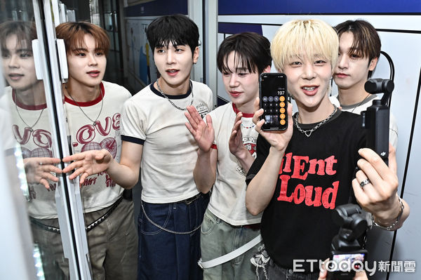 ▲▼韓國男團DIGNITY專訪。（圖／記者李毓康攝）
