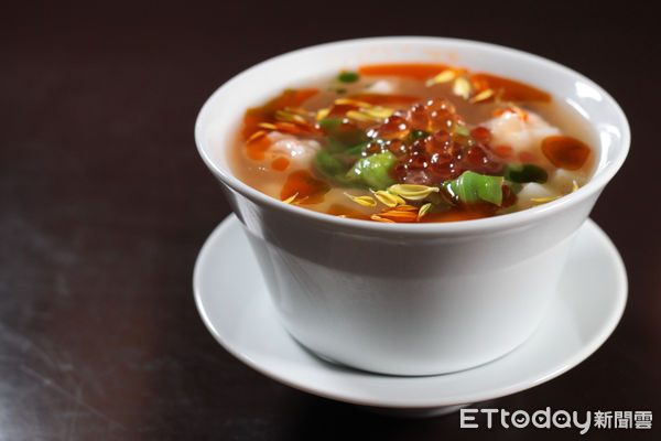 ▲台南晶英「火焱．伙宴」餐會。（圖／記者黃士原攝）