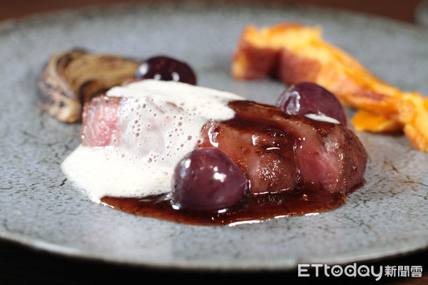 ▲台南晶英「火焱．伙宴」餐會。（圖／記者黃士原攝）