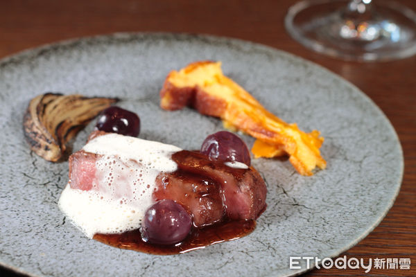 ▲台南晶英「火焱．伙宴」餐會。（圖／記者黃士原攝）