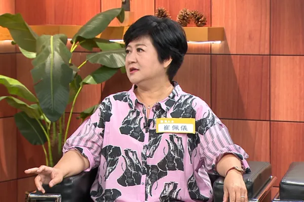 ▲崔佩儀欣慰兒子貝克宇考上研究所。（圖／年代提供）