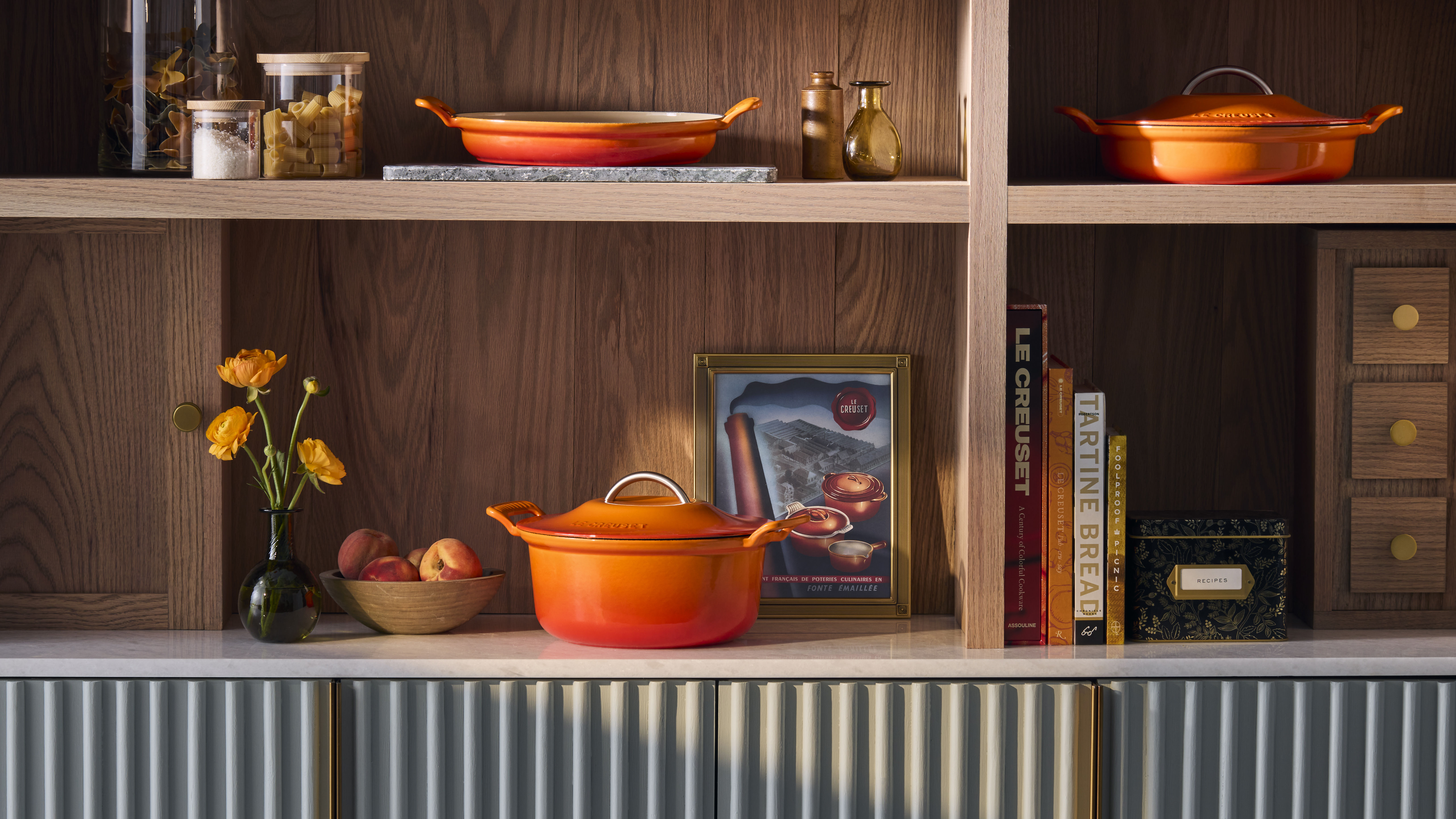 ▲LE CREUSET「Modern Heritage」系列、樂扣樂扣便當盒。（圖／各業者提供）