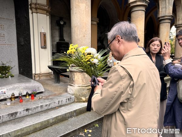 ▲▼文化部長李遠表示，很敬仰捷克前總統哈維爾，更特地進行一趟充滿文學風的「哈維爾日」。（圖／記者林育綾攝）