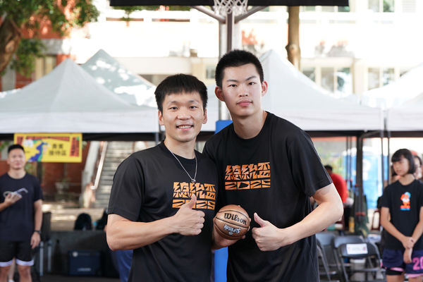 ▲運動部首任部長李洋大秀籃球神射。（圖／總統盃3X3籃球賽提供）