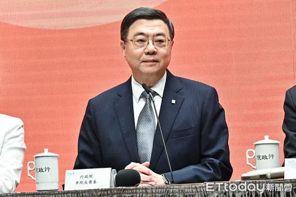 ▲▼行政院長卓榮泰出席「財劃法事權分配中央地方溝通行政院說明記者會」。（圖／記者李毓康攝）