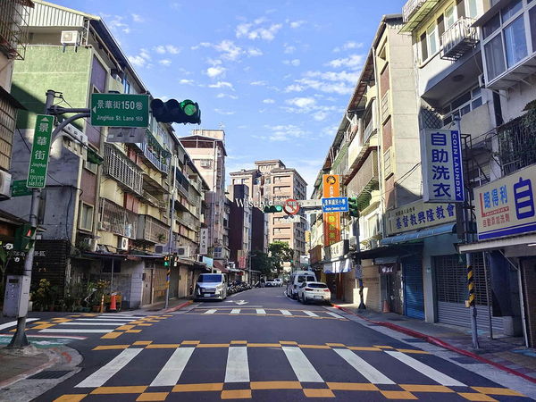 ▲▼台北景美美食「鴻珍中式早餐」，飯糰蔥燒餅鹹豆漿，無招牌只賣四小時。（圖／部落客WISELY提供）