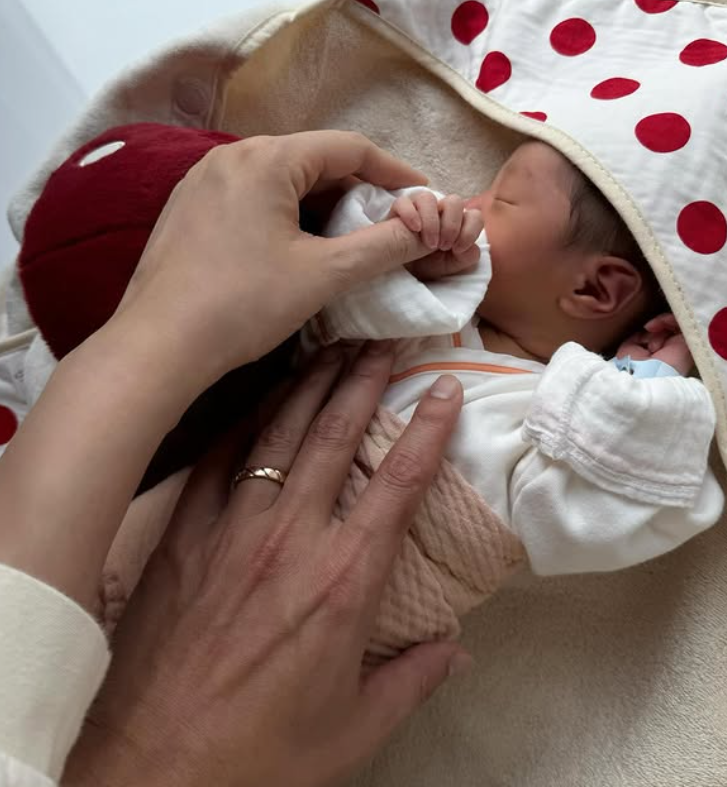 ▲▼楊祐寧三寶出生。（圖／翻攝自Instagram／wangmelinda）