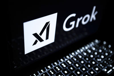 馬斯克xAI突襲裁員500人！　Grok訓練團隊大砍近1/3