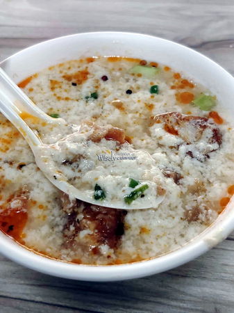 ▲▼台北景美美食「鴻珍中式早餐」，飯糰蔥燒餅鹹豆漿，無招牌只賣四小時。（圖／部落客WISELY提供）