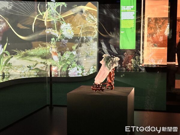 ▲▼國立故宮博物院首度前往「捷克國家博物館」舉行《故宮文物百選及其故事》特展，打破過往以歷史時間軸線的策展形式，而是透過當代視角呈現新的策展脈絡，讓觀眾在歷史文物中，找到與「生活連結」的共鳴。（圖／記者林育綾攝）