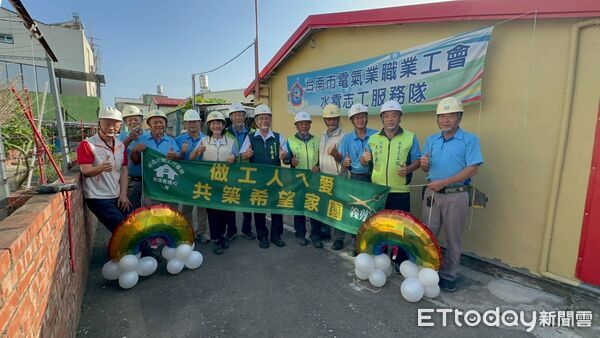 ▲台南做工行善團協助後壁區弱勢家庭修繕屋舍，打造安全溫馨居所。（記者林東良翻攝，下同）
