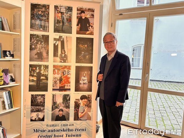▲▼文化部長李遠、台灣作家陳思宏，到「哈維爾圖書館」與捷克作家進行交流對談。（圖／記者林育綾攝）