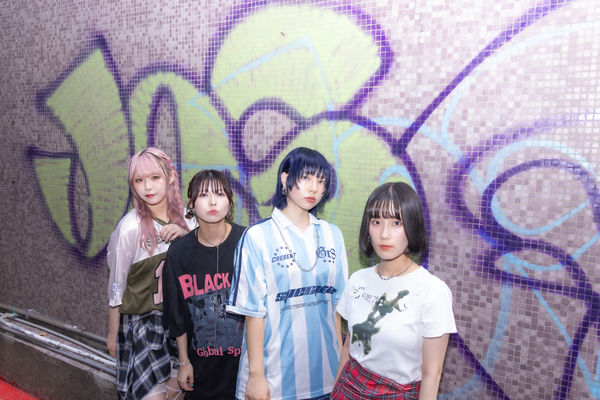 ▲▼ 日團Faulieu.海外初登場　子瑜成憧憬、最想挑戰台灣大雞排。（圖／雅慕斯娛樂提供）