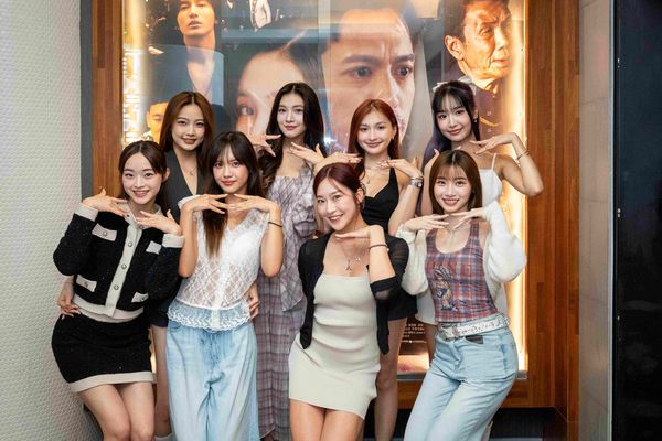 ▲李㼈（左）與女兒李紫嫣共同演出電影《突破：三千米的泳氣》。（圖／星光瑞瑞提供）