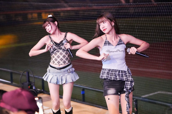 ▲女孩日首天賽後表演驚豔全場　侯芳、瑟七首度表演新單曲。（圖／統一獅提供）