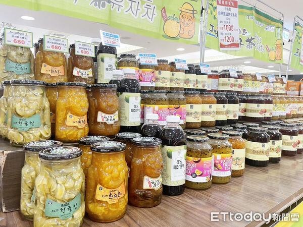 ▲▼ 遠百嘉義韓流魅力展限時登場」   。（圖／遠百嘉義提供）