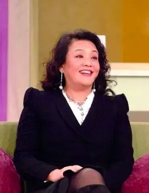 ▲▼張蘭麻六記廚房直播出包。（圖／翻攝自微博）