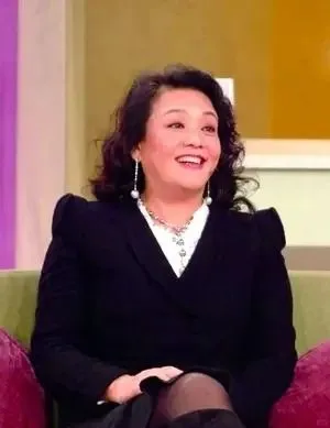 ▲▼張蘭麻六記廚房直播出包。（圖／翻攝自微博）