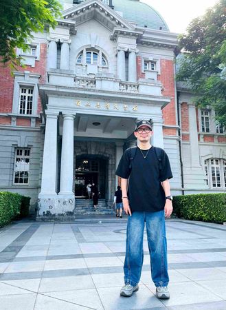 ▲張吉安赴台南台灣文學館出席新片《搖籃凡世》映後講座。（圖／海鵬影業提供）