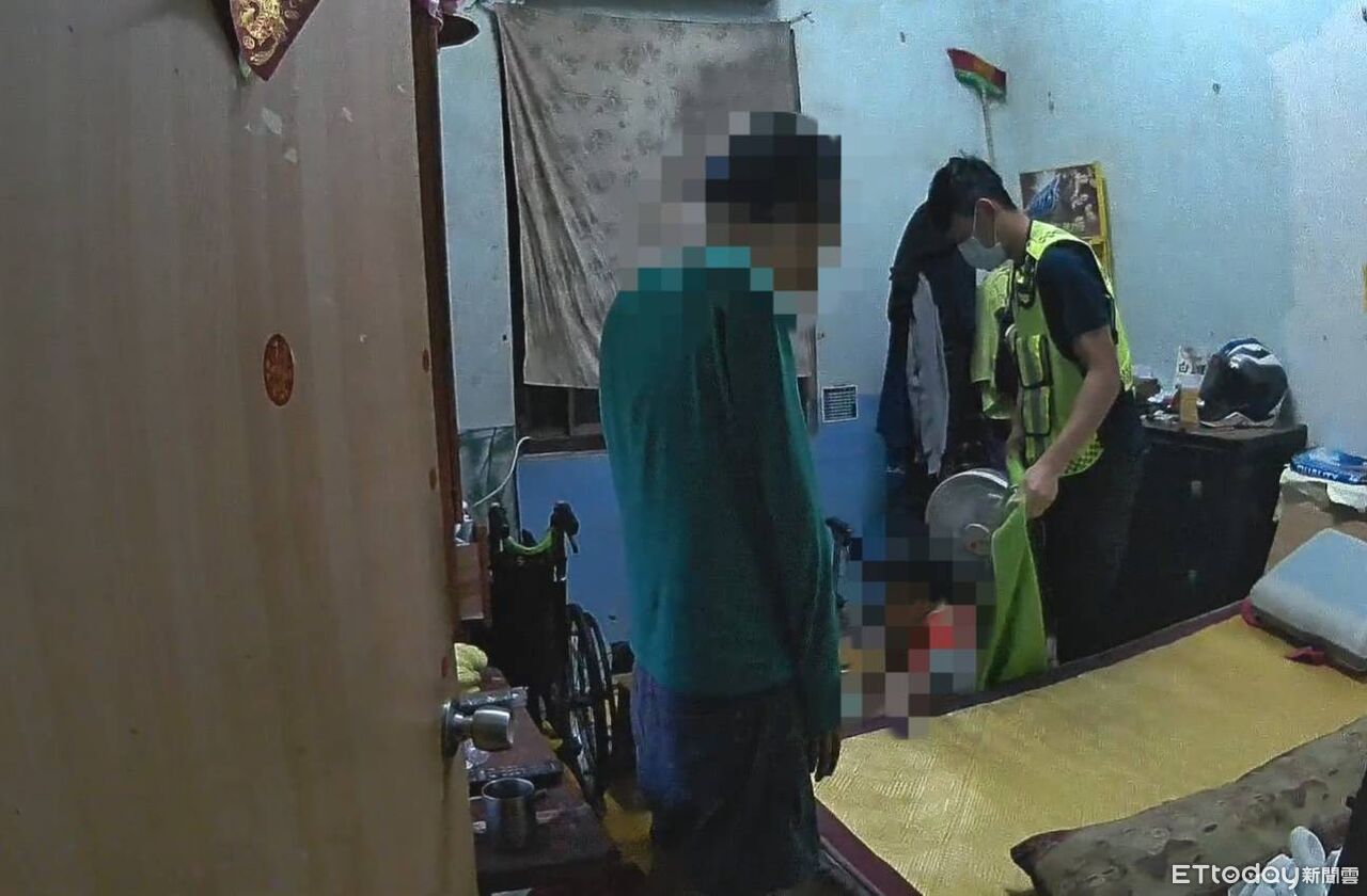 妻跌倒難起身夫行動不便　東港警及時解圍