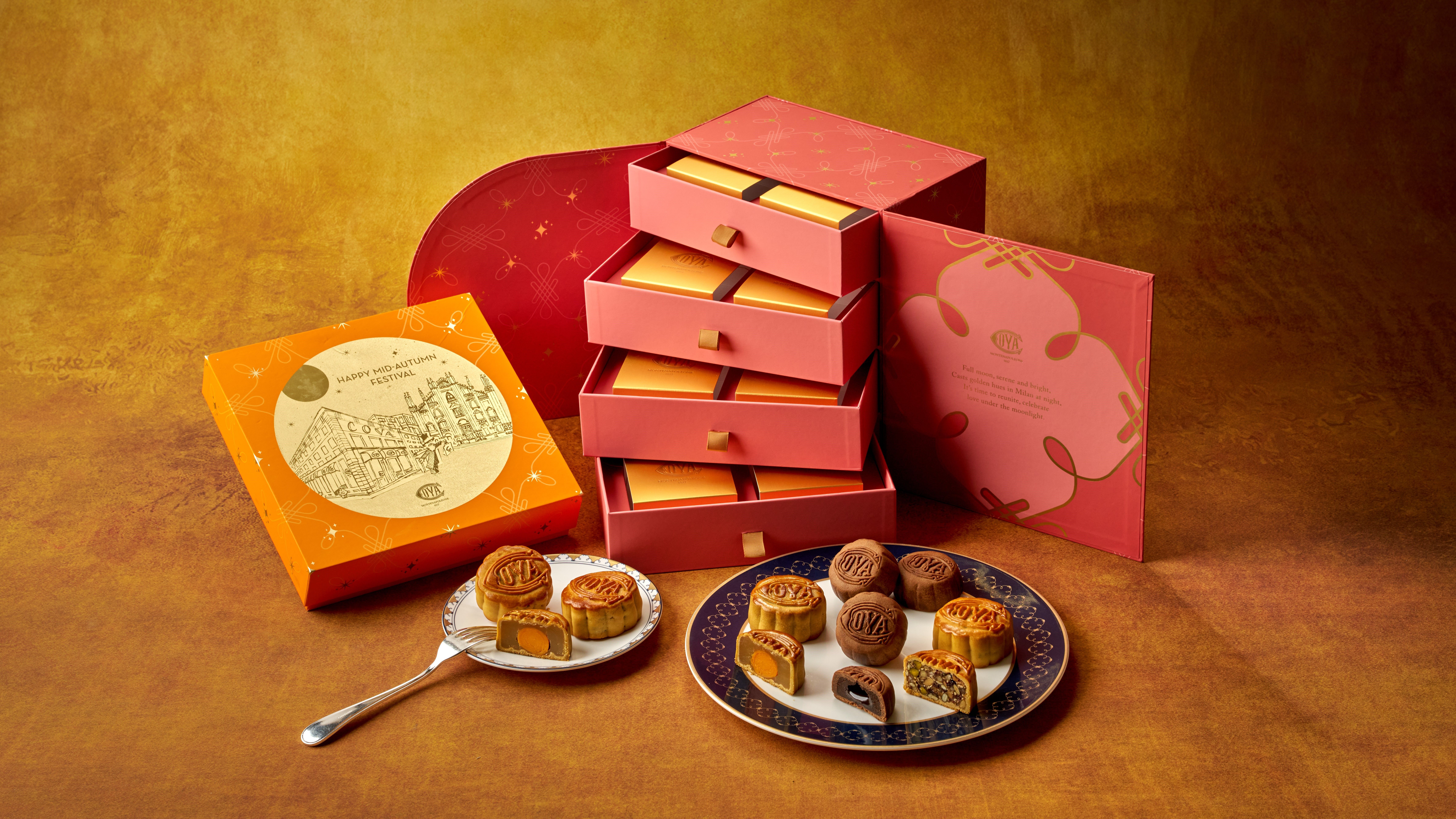▲風月堂、半島酒店、COVA推特色月餅禮盒。（圖／各品牌提供）