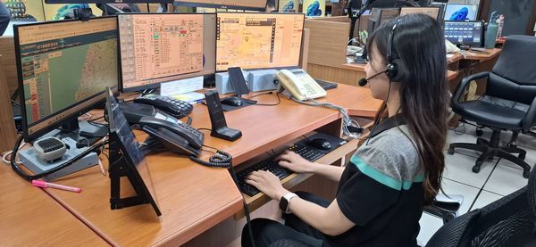 ▲男子打6通電話謊報救護遭彰化縣消防局開罰1萬元。（圖／消防局提供）