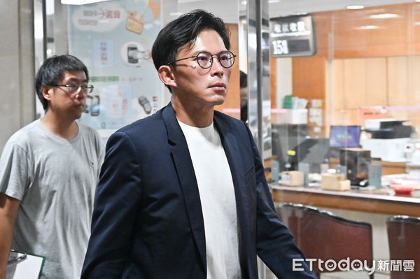 ▲北院15日重開柯文哲羈押庭，黃國昌到庭旁聽。（圖／記者李毓康攝）