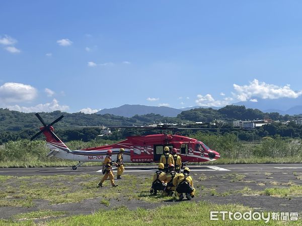 ▲林業保育署南投分署辦理林火救災陸空吊掛訓練。（圖／林業保育署南投分署提供）