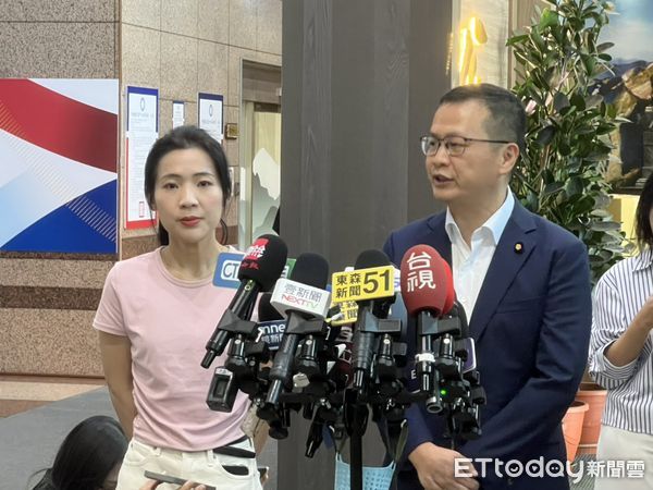 ▲▼羅智強參選中國國民黨主席領表。（圖／記者陳家豪攝）