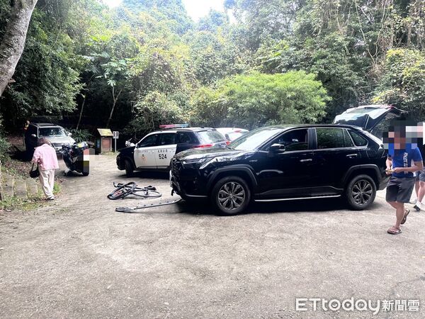 ▲苗栗縣雪見遊憩區司馬限林道，13日發生休旅車撞死路旁休息的自行車騎士，檢警正調查事故原因。（圖／記者楊永盛翻攝）