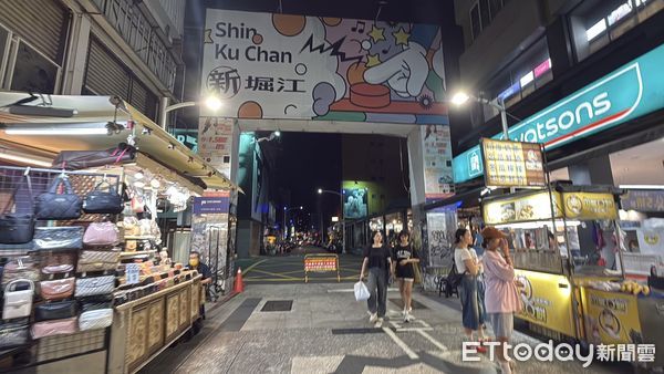 ▲▼      新堀江,天藍小舖       。（圖／記者張雅雲攝）