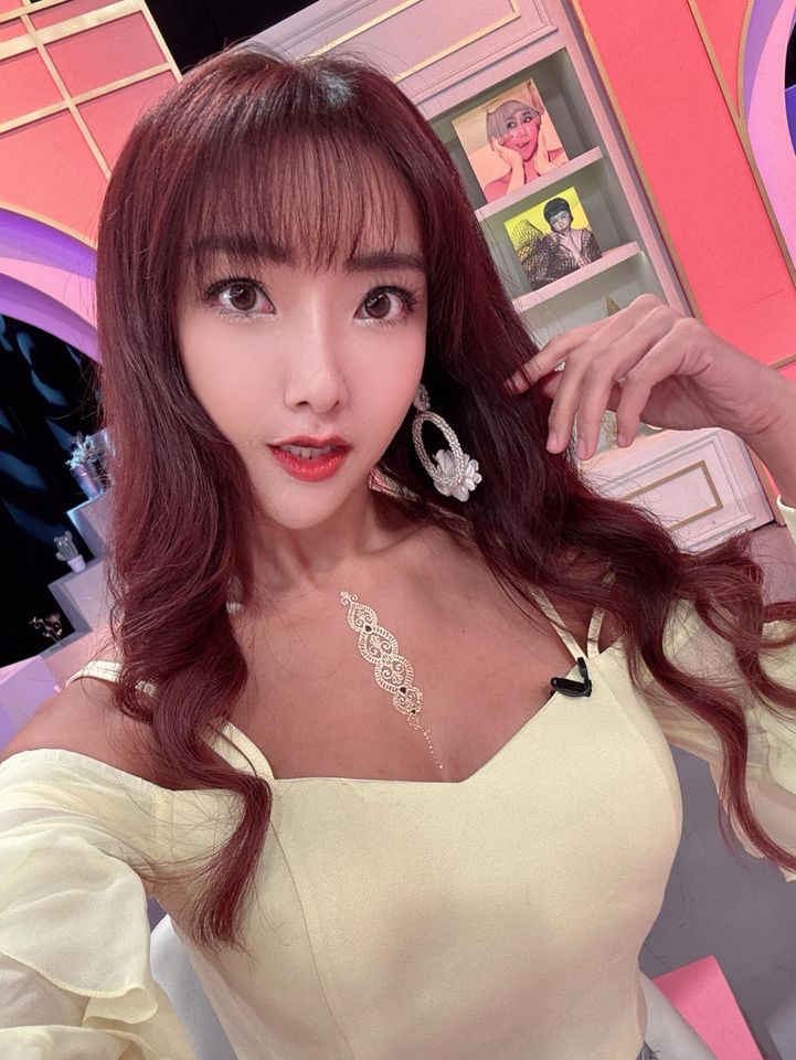 ▲▼▲李宓。（圖／翻攝自Facebook／李宓Mina）