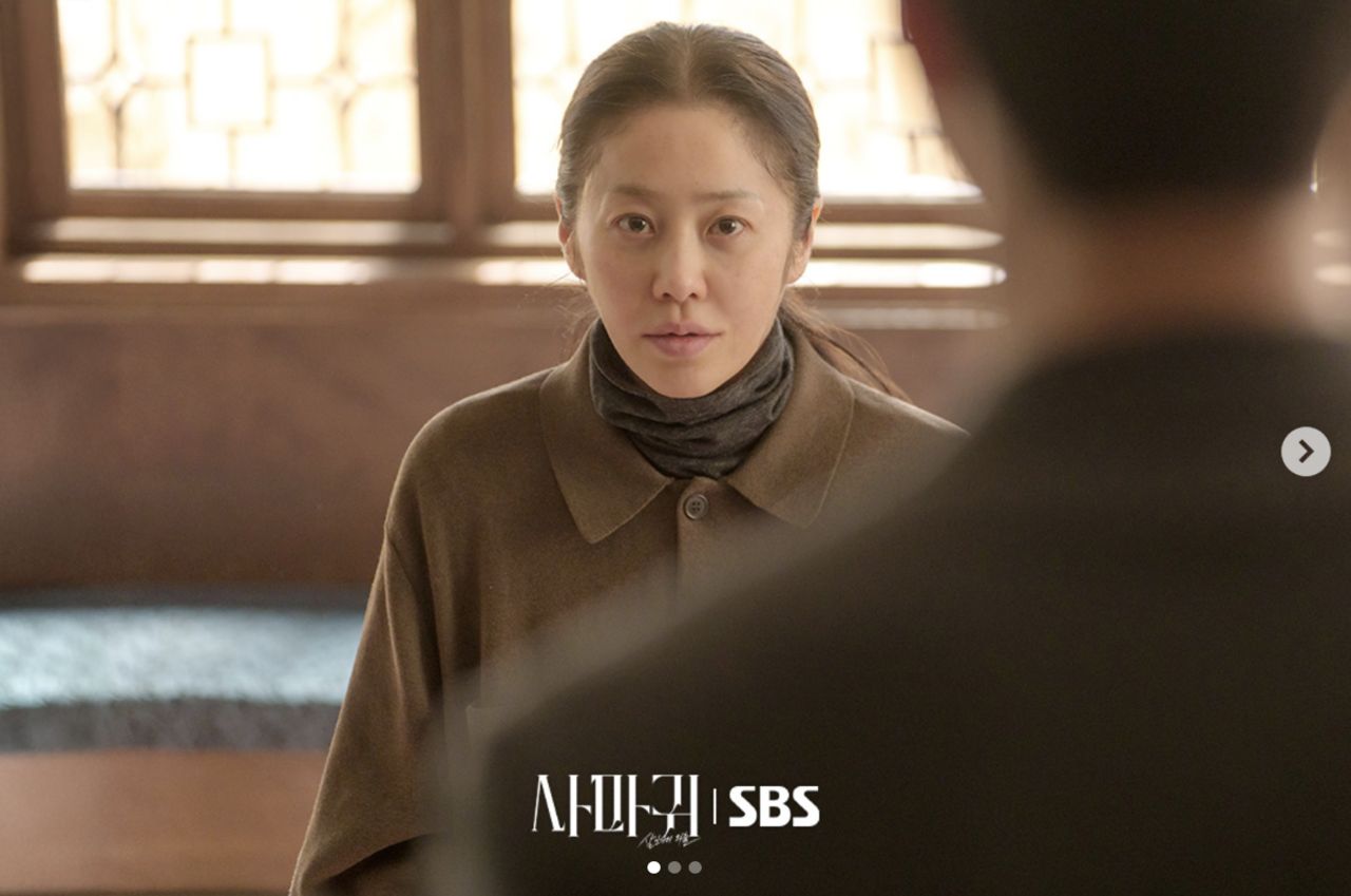 家母螳螂。（圖／sbsdrama.official IG）