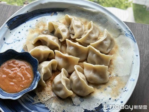 ▲福島冰花豚餃。（圖／欣葉提供）