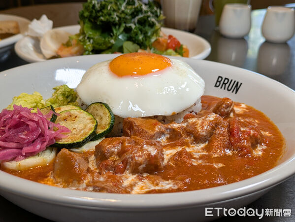 ▲人氣早午餐「BRUN不然」板橋店今開幕。（圖／記者黃士原攝）